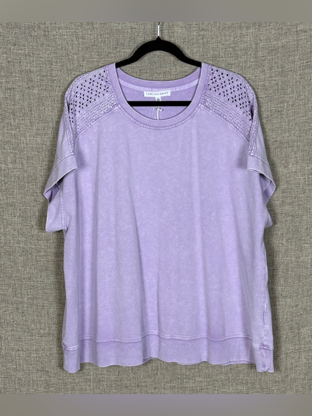 NWT Jane and Delancey Lavender Eyelet Trim Short Sleeve Sweatshirt Tee NWT